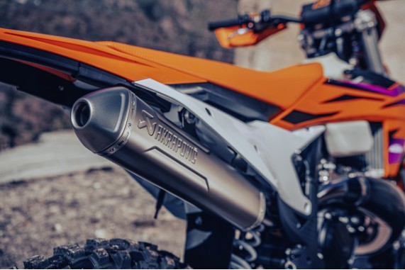 pho_pp_mon_my24_ktm_300_exc___details___cat_b_03_parts_details_exc_standard_range__sall__awsg__v1