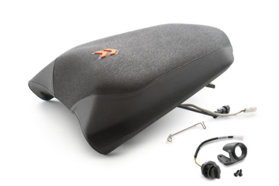 pho_pp_nmon_63707947044_ergo_pillion_seat__2___sall__awsg__v1