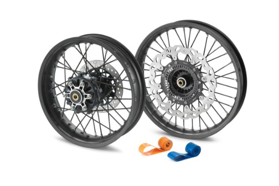pho_pp_nmon_95809901044c1_wheel_set__2___sall__awsg__v1
