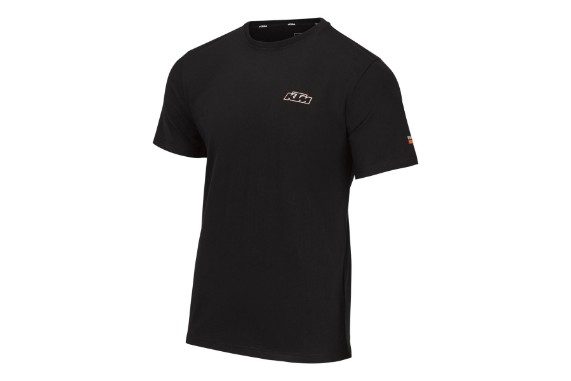 pho_pw_pers_vs_734188_3pw26001350x_beast_front_lifestyle__sall__awsg__v1