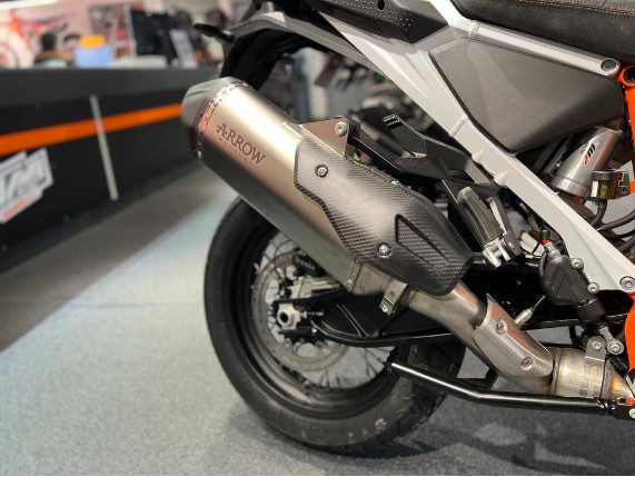 AR-72501SK, Arrow Sonora titan KTM 1290 Super A
