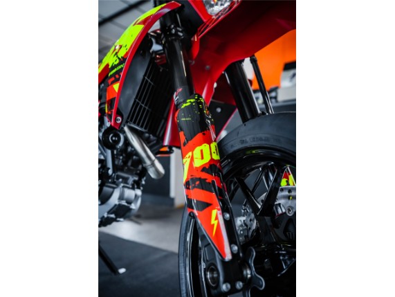 GASGAS SM 700 white/red,