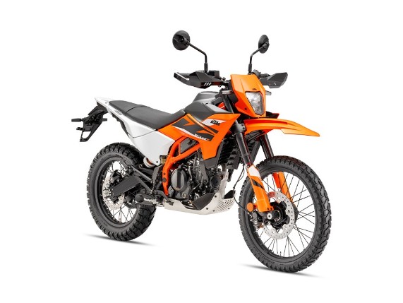 KTM 125 ENDURO R - Federweg und Bodenfreiheit für jedes Terrain