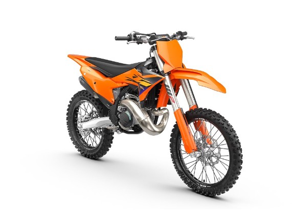Vorderansicht der KTM 250 SX 2026 zeigt das aggressive Design. Das ultimative Motocross-Bike für den Sieg. Hol es dir bei KTM Team West in Oberhausen