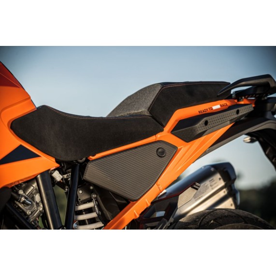 Carbon Seitenverkleidungsset | 1390 Super Adventure | Seidenmatte Oberfläche