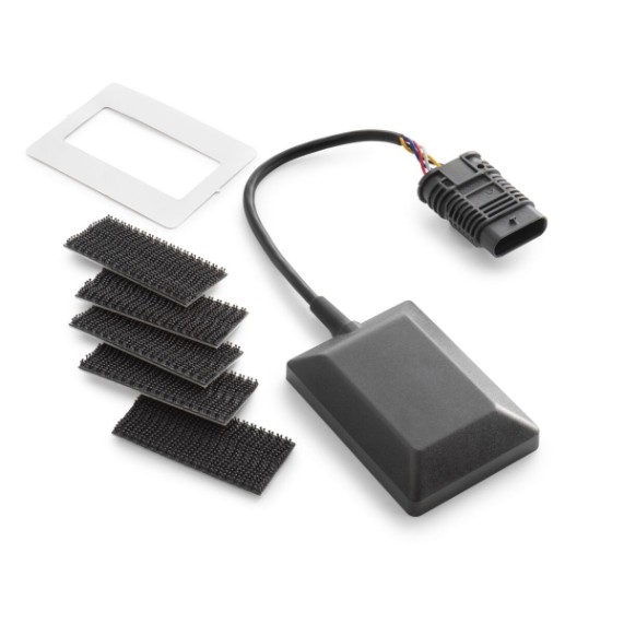 pho_nmon_560038_a46014987033_gps_antenna_kit_studio_pictures_offroad__sall__awsg__v1