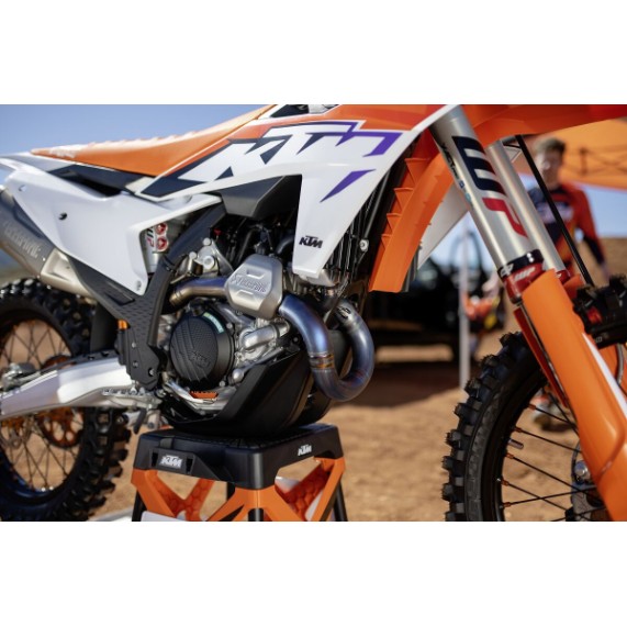 pho_pp_mon_443927_my23_ktm_450_sx_f_dream_usa__sall__awsg__v1