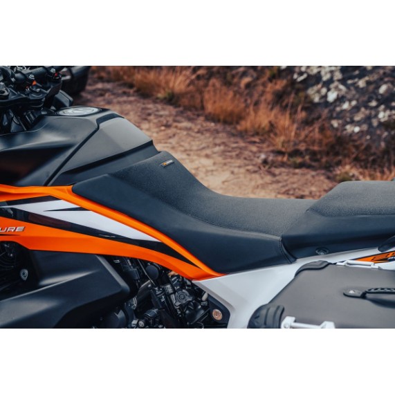 pho_pp_mon_480725_63707940044_ergo_seat_mounted__sall__awsg__v1