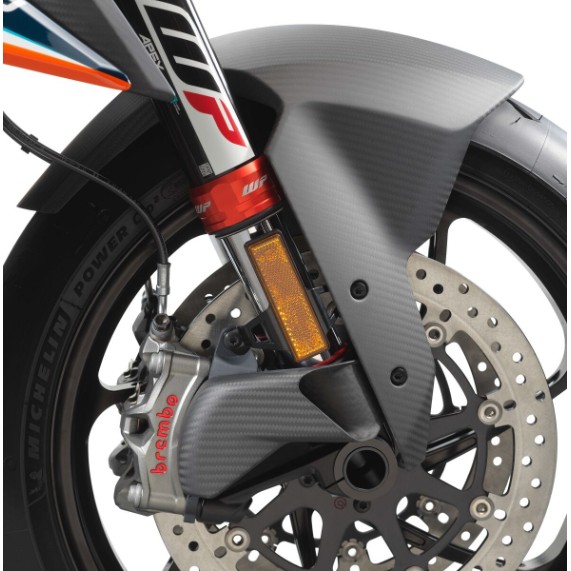 pho_pp_mon_61713932044_factory_brake_cooling_duct_kit_detail1__sall__awsg__v2