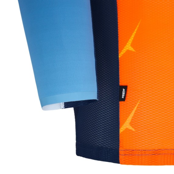 pho_pw_pers_vs_3pw25000580x_gravity_fx_air_jersey_orange_blue_detail__sall__awsg__v1