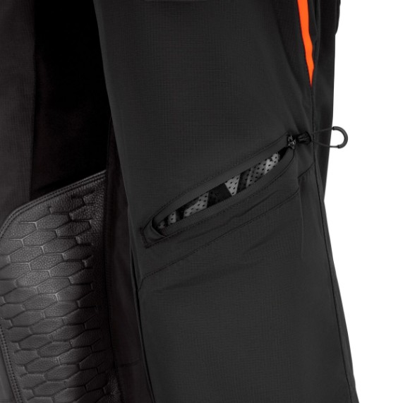 pho_pw_pers_vs_3pw25001330x_racetech_wp_pants_detail__2___sall__awsg__v1