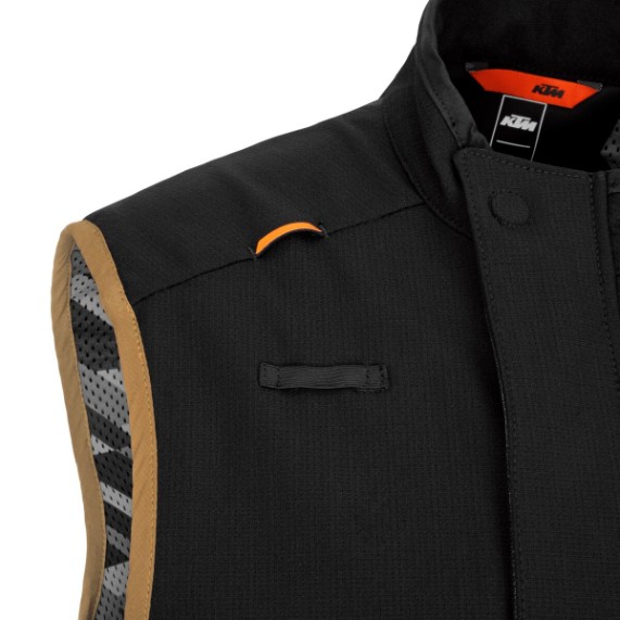 pho_pw_pers_vs_647853_3pw25000720x_racetech_vest_detail_1_offroad_equipment__sall__awsg__v1