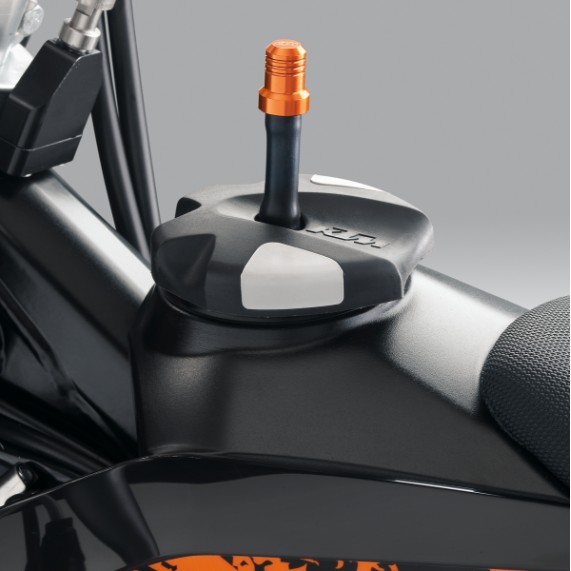 U6951010, ORANGE GAS CAP VENT