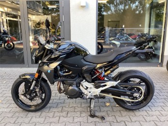 F 900 R