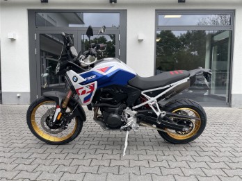 F 900 GS