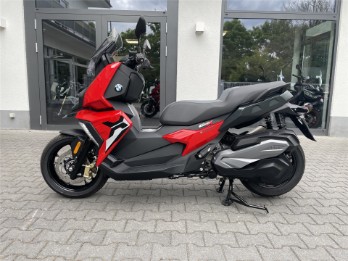 C 400 X