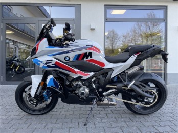 M 1000 XR