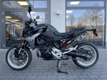 F 900 R