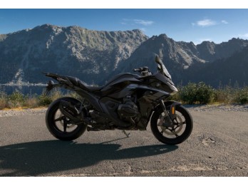 R 1300 RS