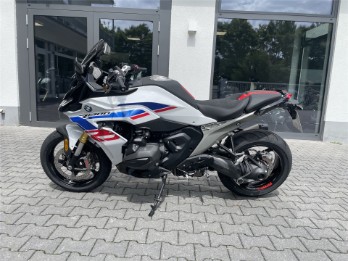 R 1300 RS