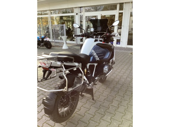 1b0b2a19c76c4d7c81c88b58c29eaf46