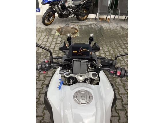 4abbf8c4ac784d32aea2272d6213f1bf