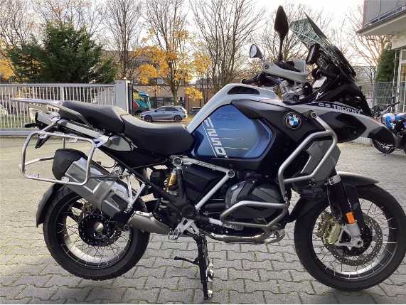 4e26ef4b644e45b2bf21742baa341f33