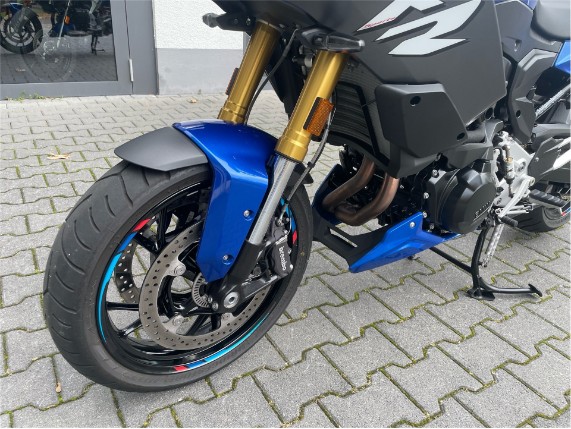 59e105dc46314f039eca3cecc800d9cc