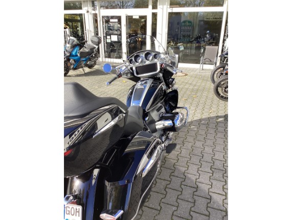 5cda06db796c43a2b8ea712aabdf4331