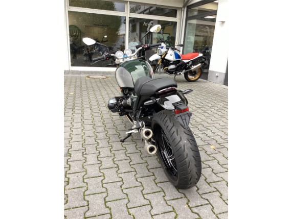 61af0db58523480987d0ff0e3b38d9e7