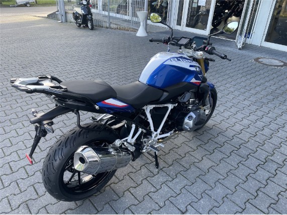 710bff4b316945c68225c86b13dc8d06