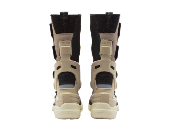 000MVTAURUSGTXSANDOCH_2BACKcopia