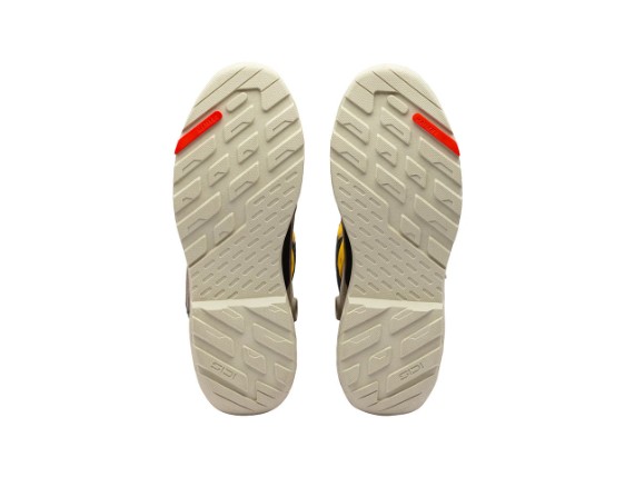 000MVTAURUSGTXSANDOCH_4SOLEcopia