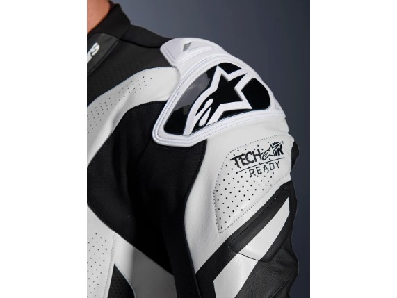 3150225-1231-of_gp-plus-v4-sprint-1pc-leather-suit_8237