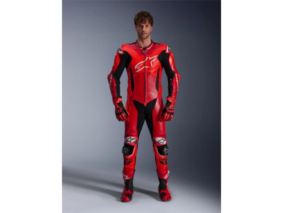 3150225-3087-of_gp-plus-v4-sprint-1pc-leather-suit_8254_8321_a13498d0-3e57-450c-acc3-d98eb32fb969