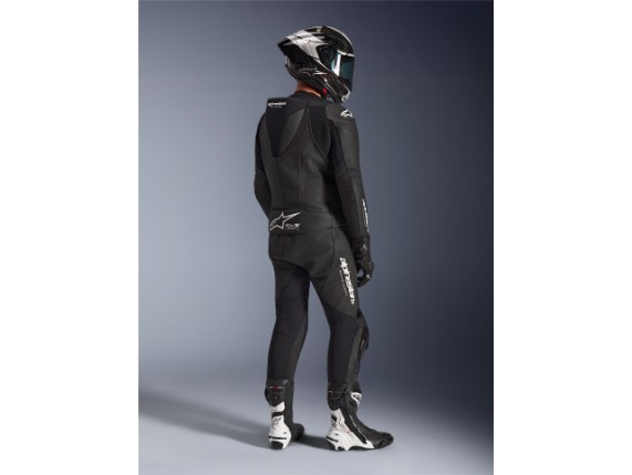 3160126_10_GP_FORCE_V2_LEATHER_SUIT_2_PC_HELMET_BS