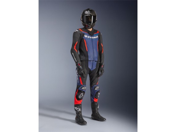 3160126_1739_GP_FORCE_V2_LEATHER_SUIT_2PC_HELMET_FS