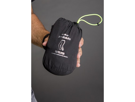 773x1080-X-Rain-detalle-Carrying-bag-included
