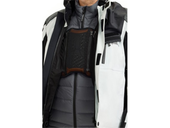 9_70144_759_R_200_modeldetail_04