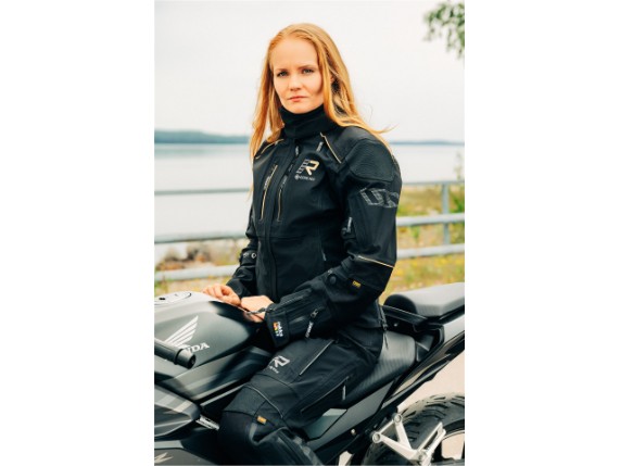 9_70146_759_R_982_modeldetail_11