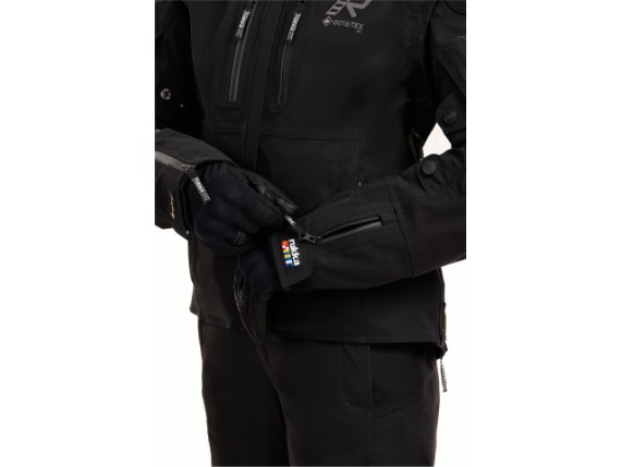 9_70146_759_R_999_modeldetail_06