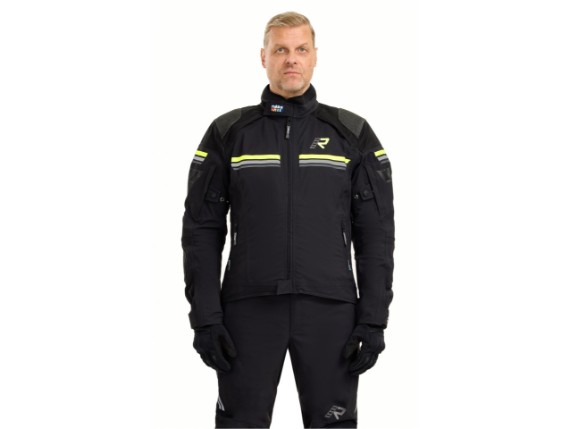 9_70224_771_R_994_modelcropped