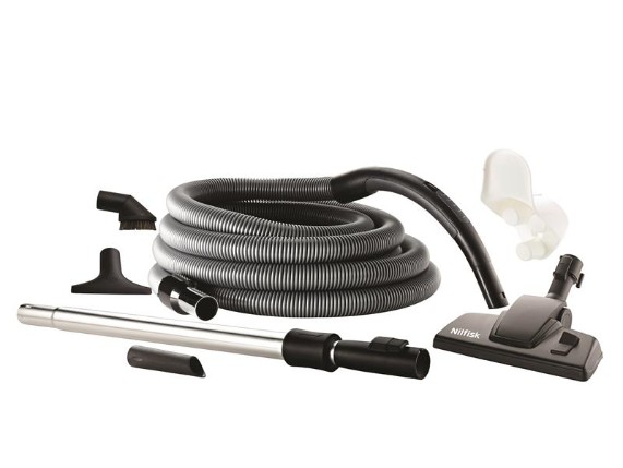 0.20656700+1379946407