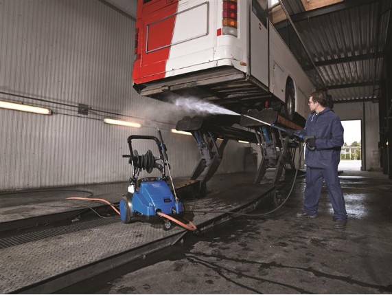 70941_POSEIDON_6_XT_Auto_01