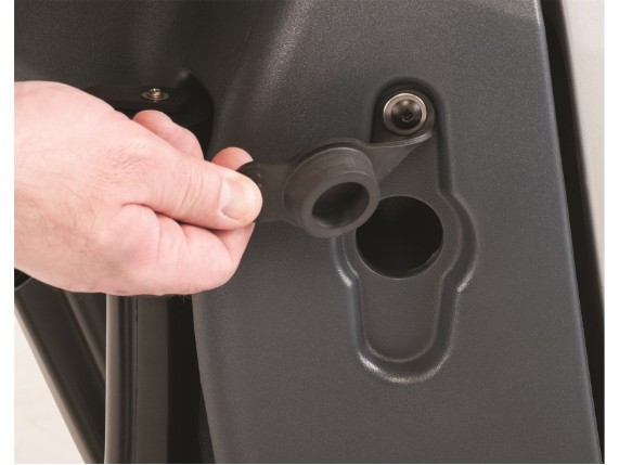 SC500 solution fill port open