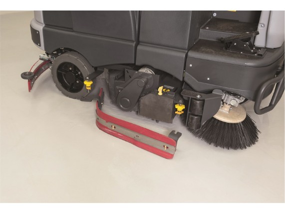 SC6500 Cyl side squeegee removed