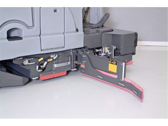 SC8000 side door open