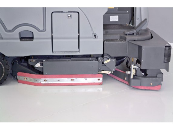 SC8000 side squeegee