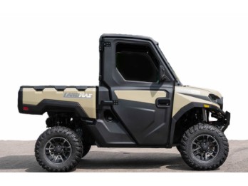 1000 Landmax UTV Cab ABS