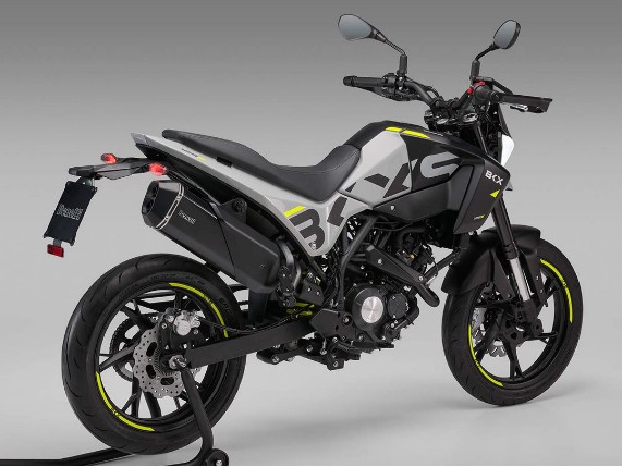 BENELLI 125 BKX S, 123